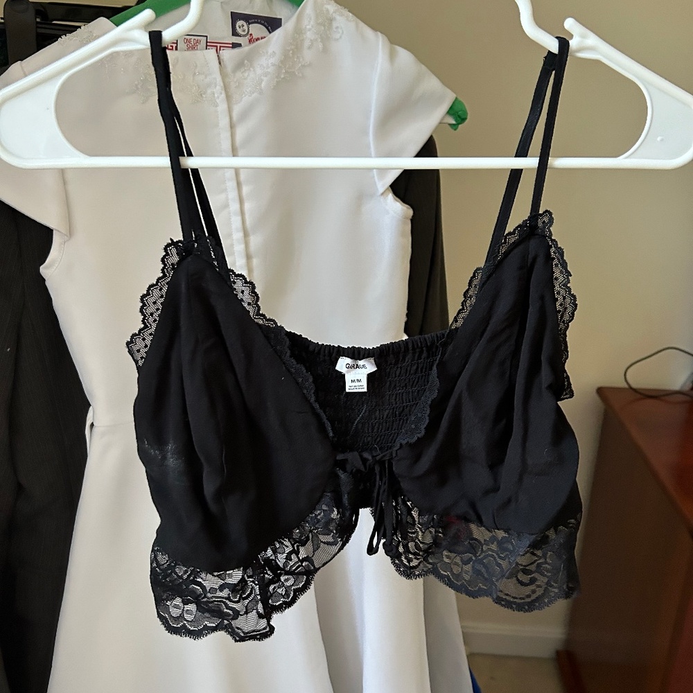 Garage bra top